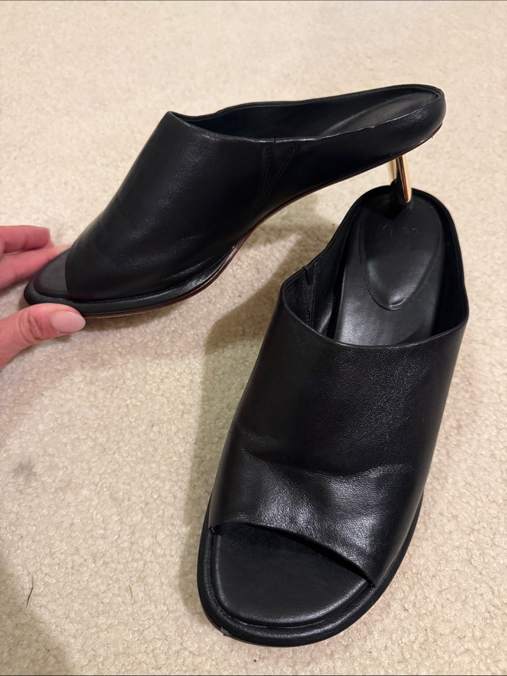 Vince Womens Ezzy Black Leather Mule Slides Heels Shoes veuc